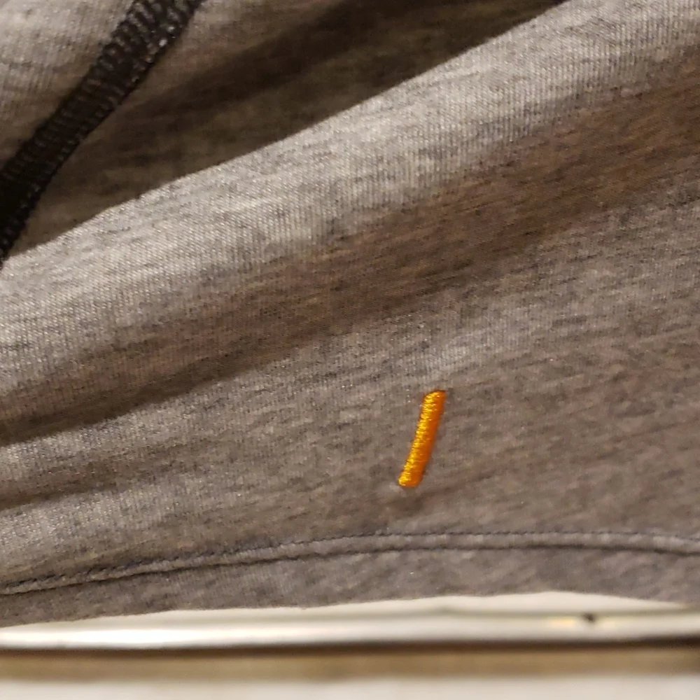 Lucy 2X  gray thirt - Picture 3 of 12